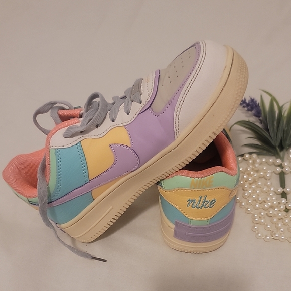 Nike Other - Nike Kids Multicolor Pastel Sneakers